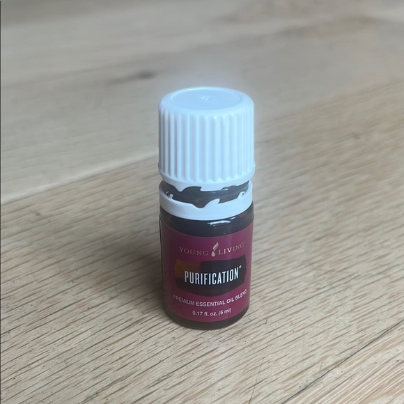 Young Living Purification Essential Oil - Picture 1 of 5